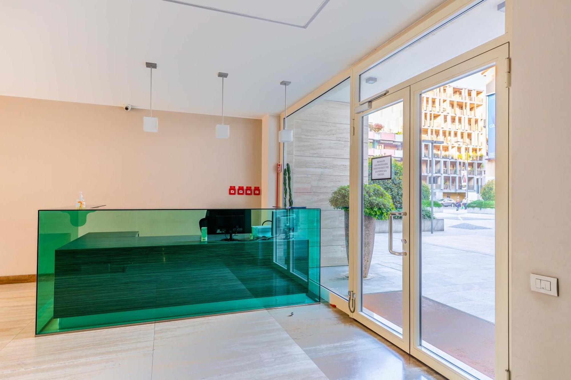 Luxury Apartment - Free Private - Parking Maestri Campionesi 16 Милан Экстерьер фото